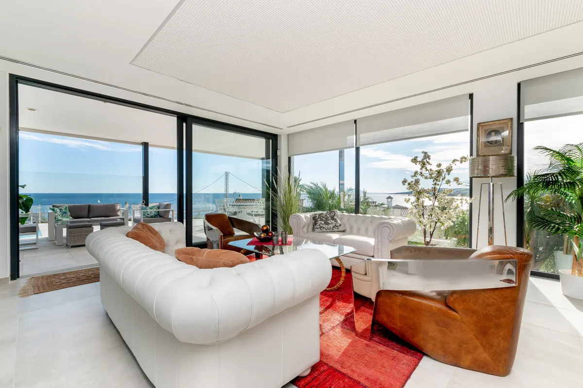 f30eca88-0ebc-40a5-a8dd-66dbca62fa1f