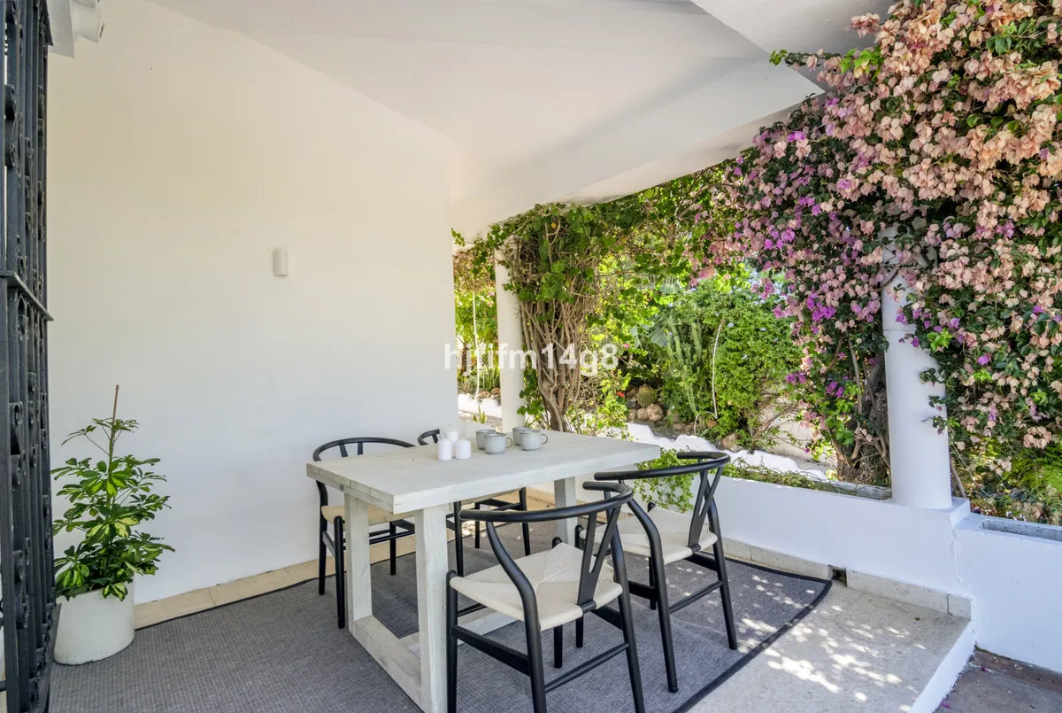 8517c639-0570-4e99-ae1f-8ce1b9bf26f8