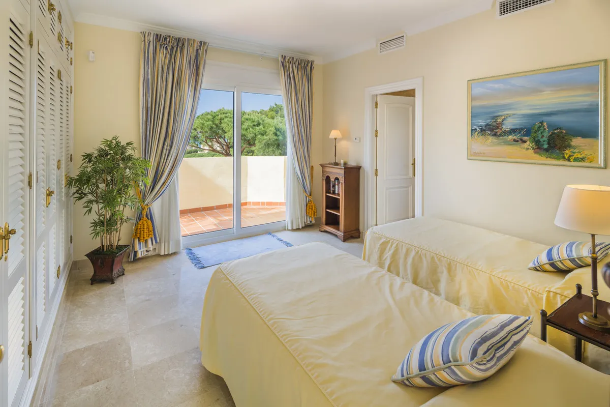 90f4159e-65b7-4698-9497-08cc2934002f