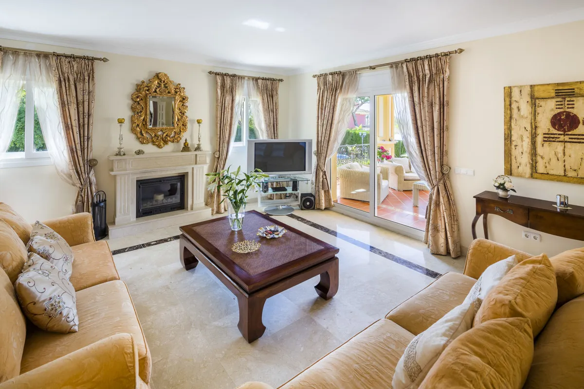 cad2caaa-7173-499f-a0aa-47312f39e250