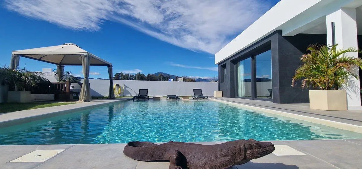 0694ca66-c349-41b5-abf8-46a91989f9ed