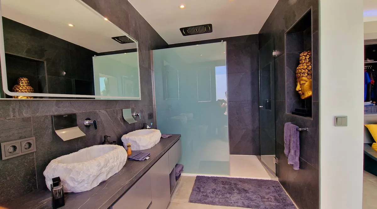 858beb12-f9eb-46e0-b3ed-ee2441eb46c1