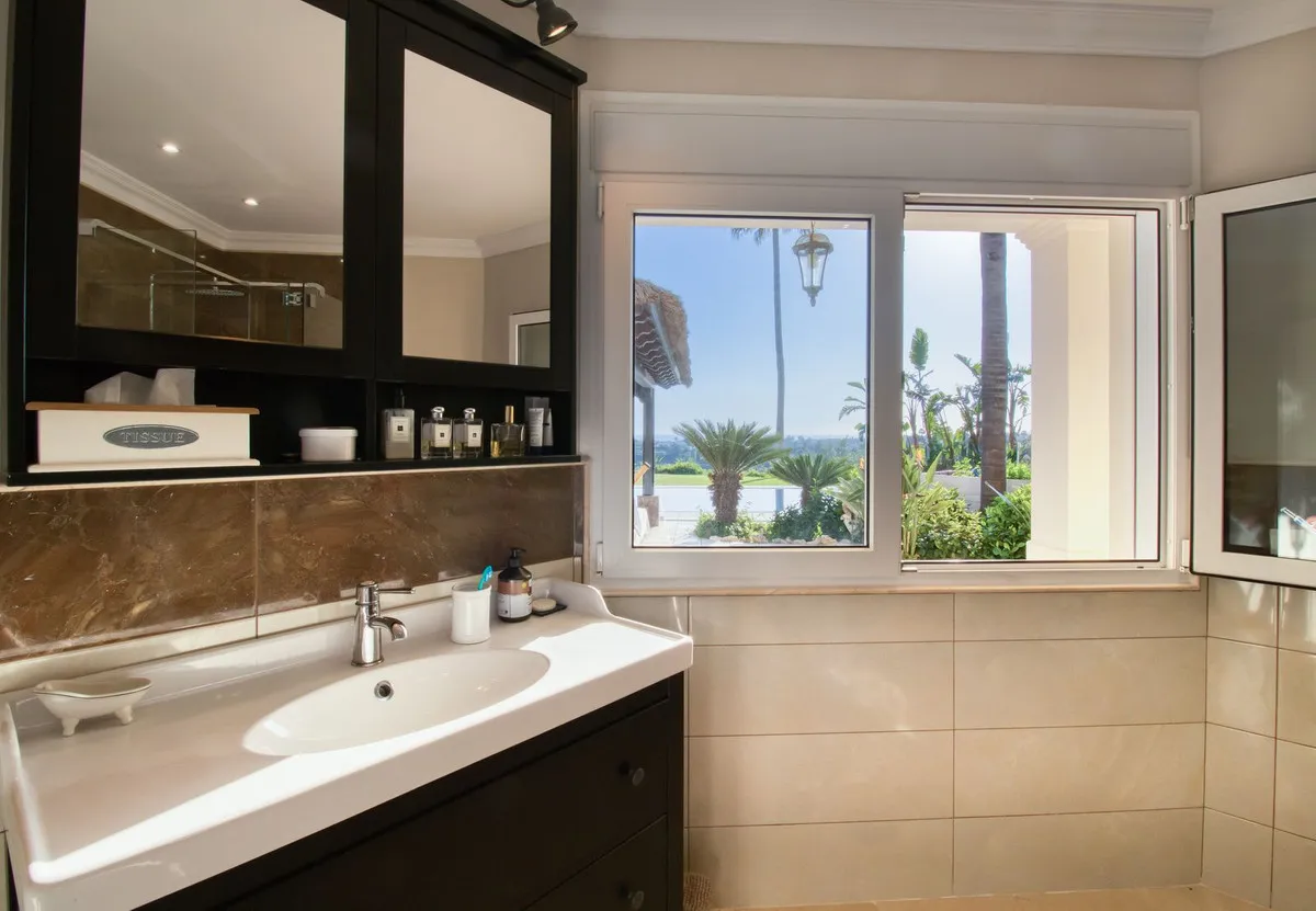 97a45207-c0c6-4737-961d-a3916911febe