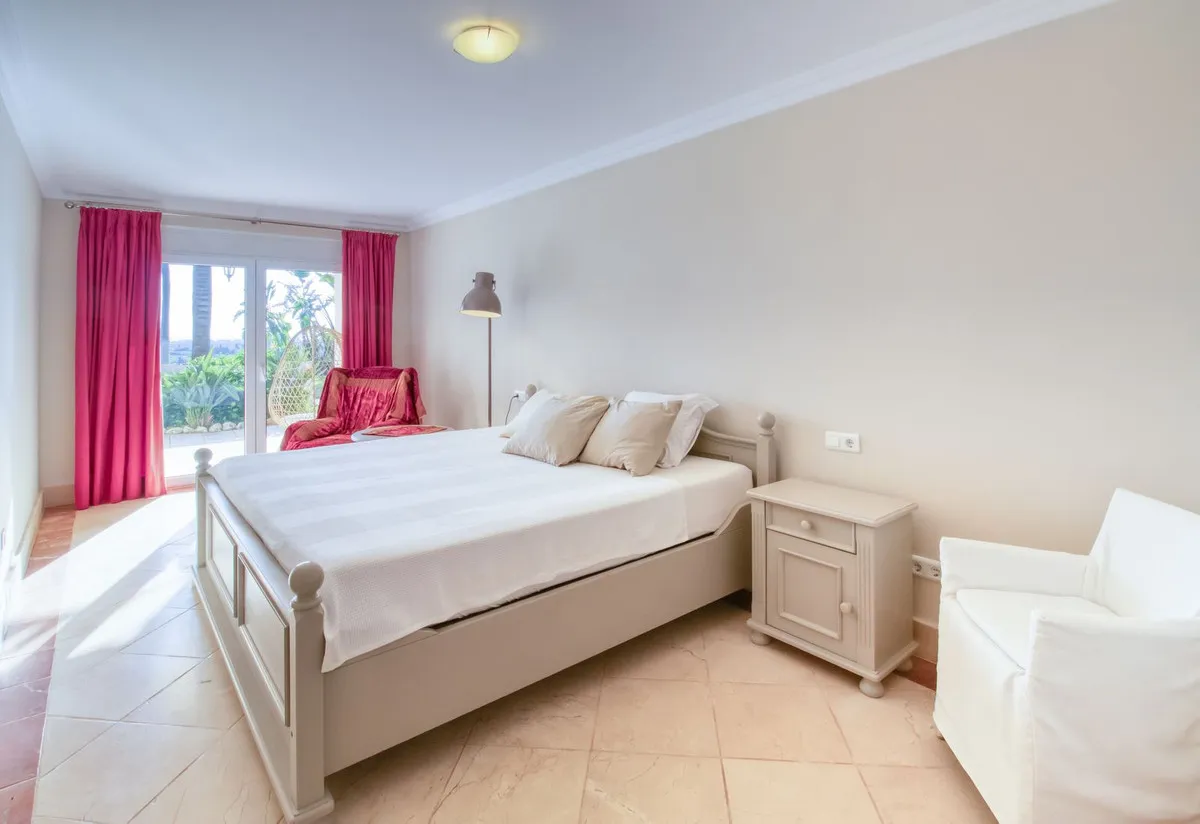 a772960e-911b-4da3-9a74-ebc3009b671b