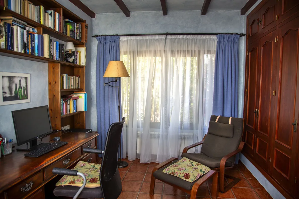 59c986f6-8e6d-437d-954b-2fda71f17d32