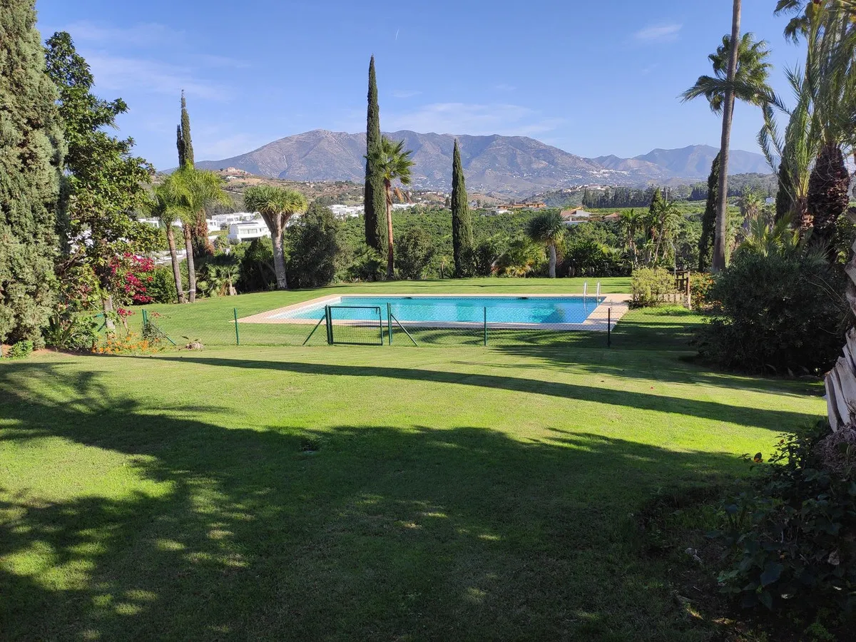 819a8898-2ba3-425b-bce4-d0ef745cb1e6