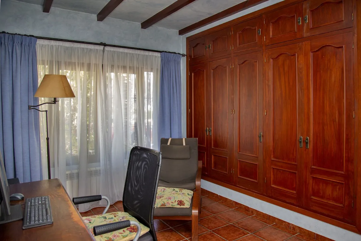 92870b6e-ea6a-48ba-85ef-629ec1ec52ba