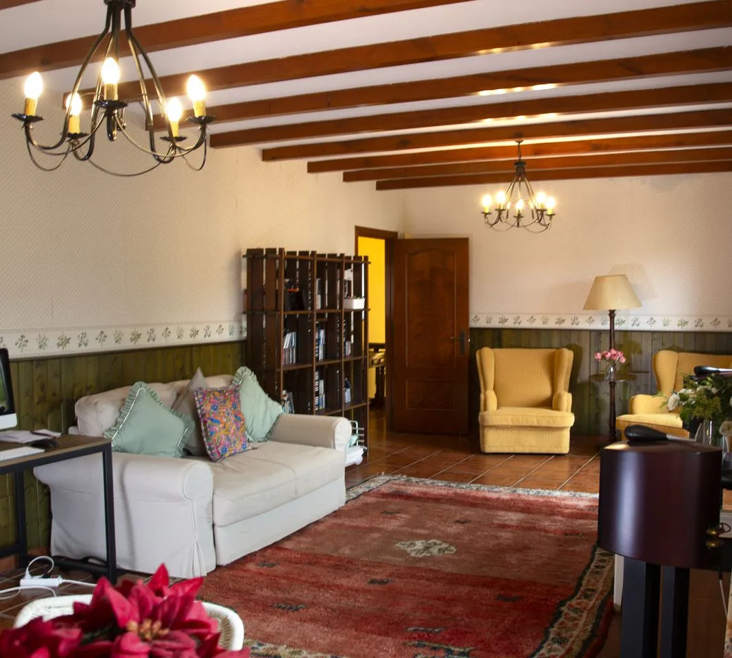 a5a4a65c-b36f-40a9-9692-3415a41ebb3c