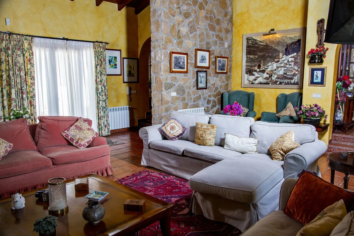 edd7e964-387d-48aa-990e-79166b14f90c