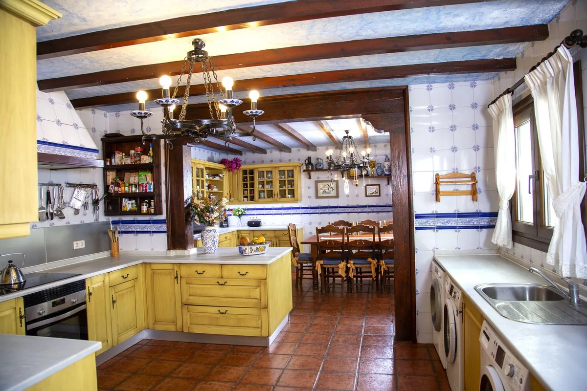 ff366892-2d02-43f7-bad8-93b0cae8aa67