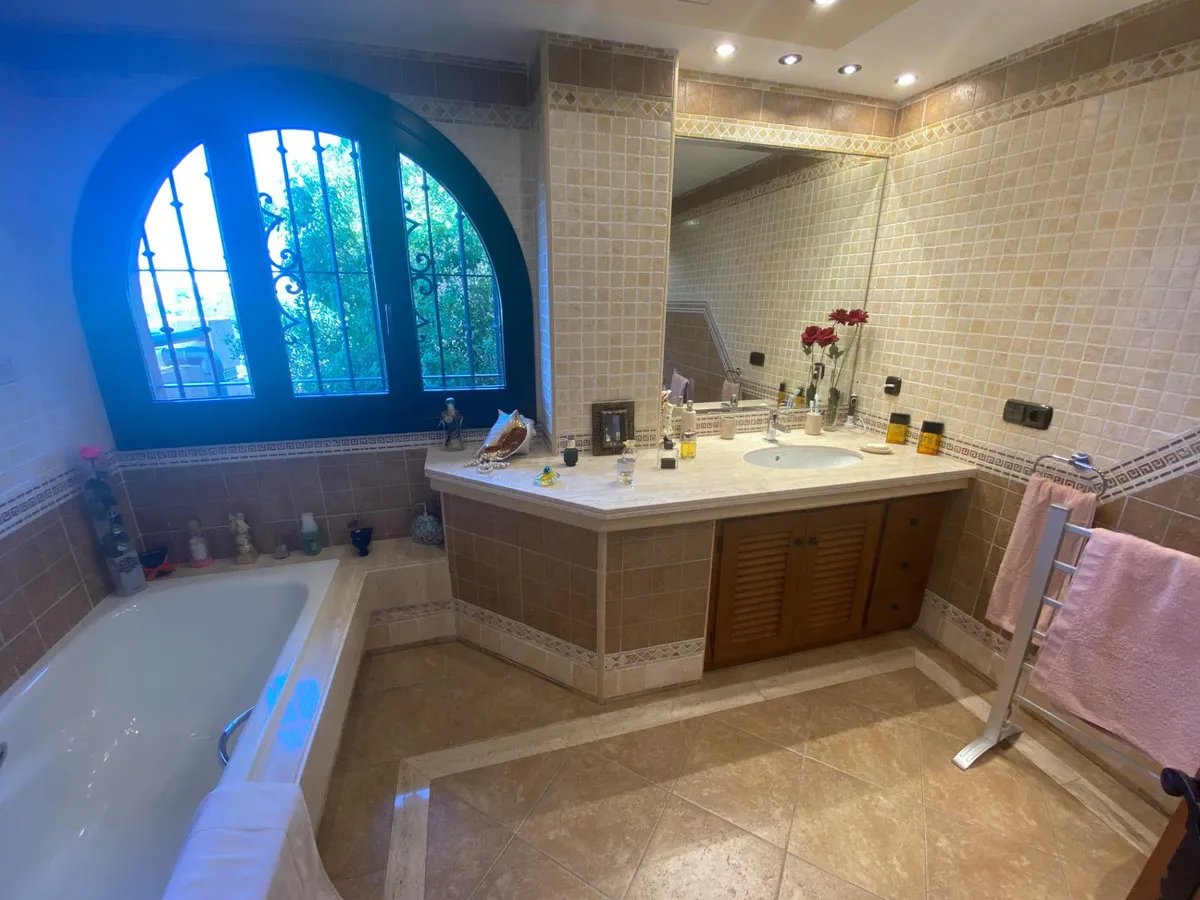 6630bcd0-51b4-4457-a42d-eb00a5c2dd27