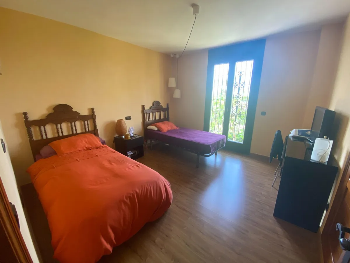 d7272713-6da7-41bf-afdf-a96ded053199