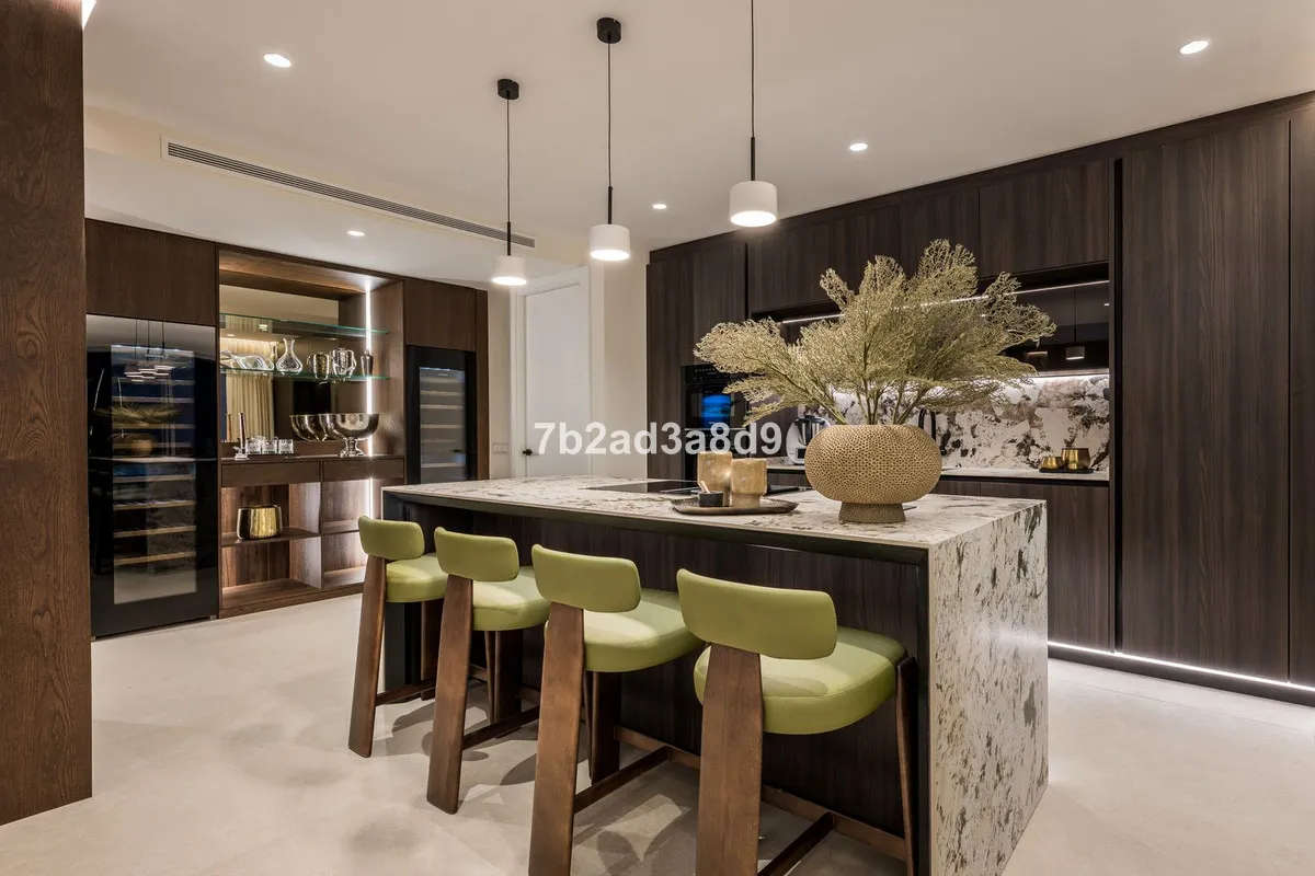 66afb8f9-1b9f-411d-b2d7-3ee3c1d04deb