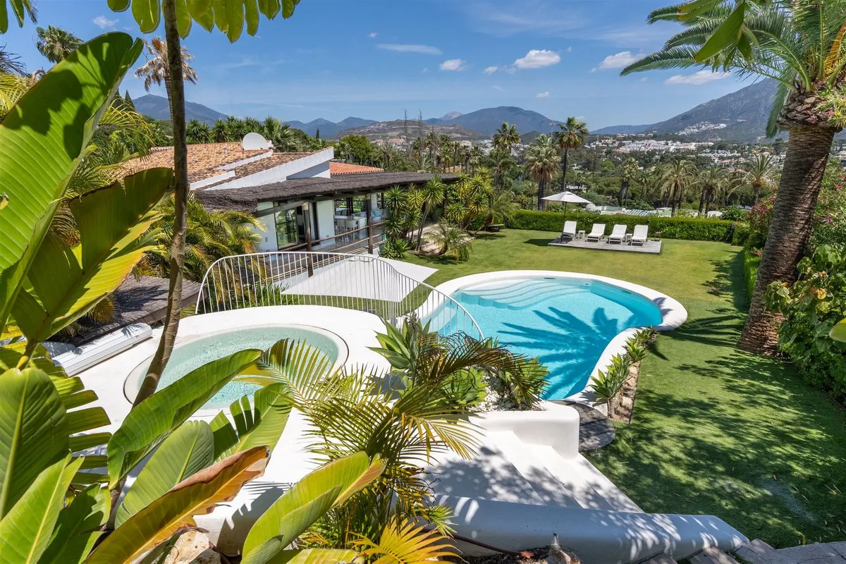 1565353e-631f-4d05-abd7-dbb7e0f0c1d1