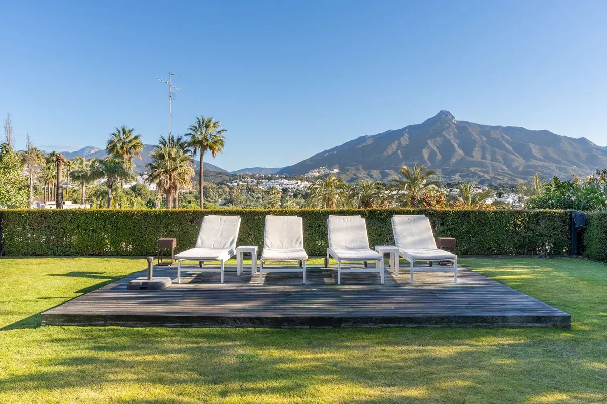 51201038-b18c-4731-a3fc-3fe839b72695