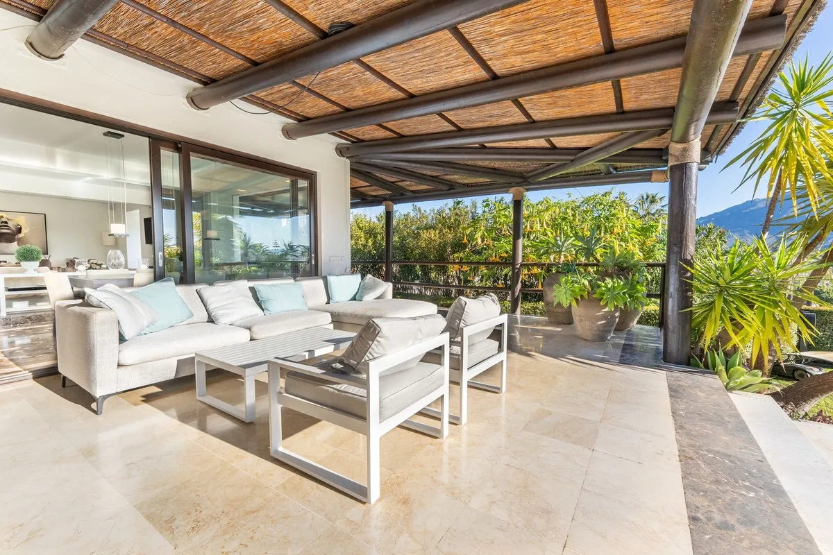 851f2864-3fce-48ae-bfff-2402663746ab