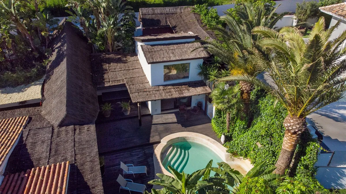 9ec6ee2e-03f8-4858-af00-2d50d28cb653