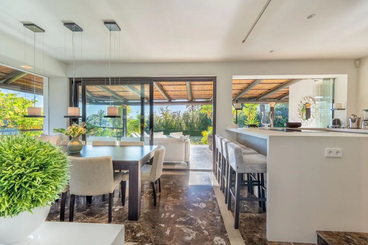 aad174fb-1d30-46ac-8b33-5197e7678242