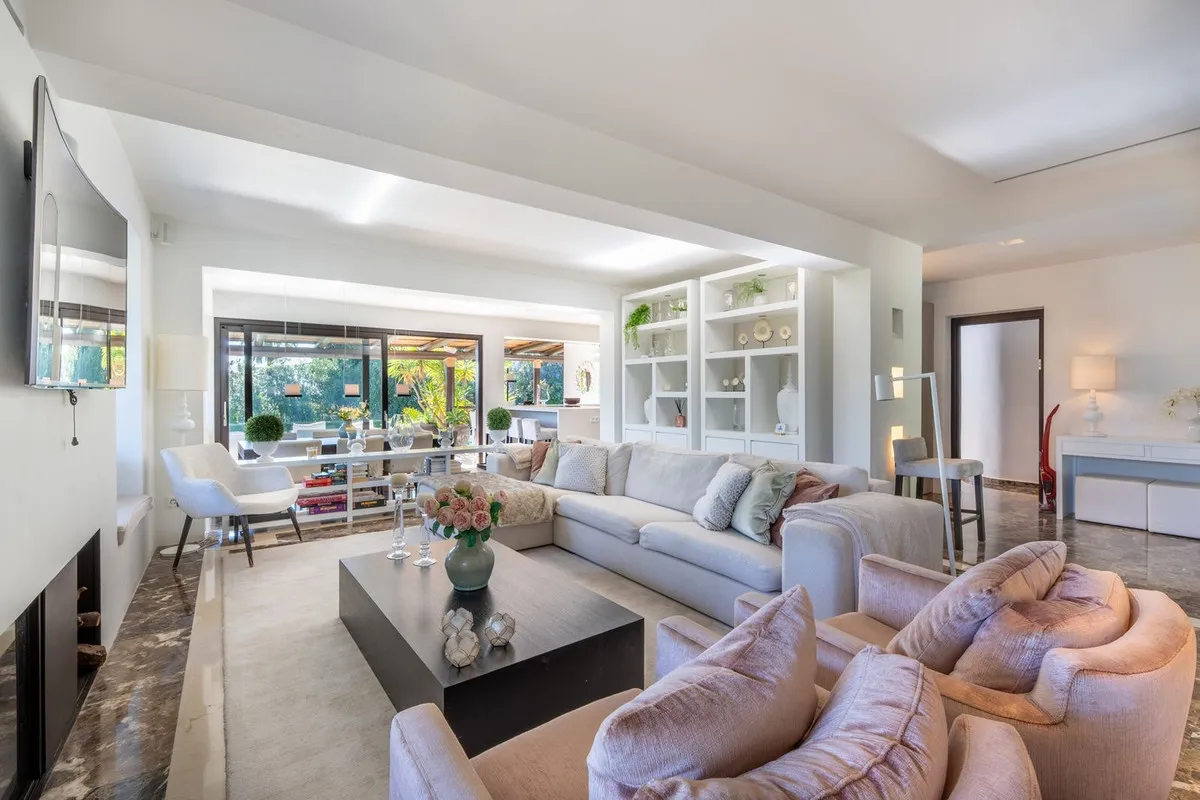 c7b0f756-3456-44e4-8a03-8cf3ff389e7c