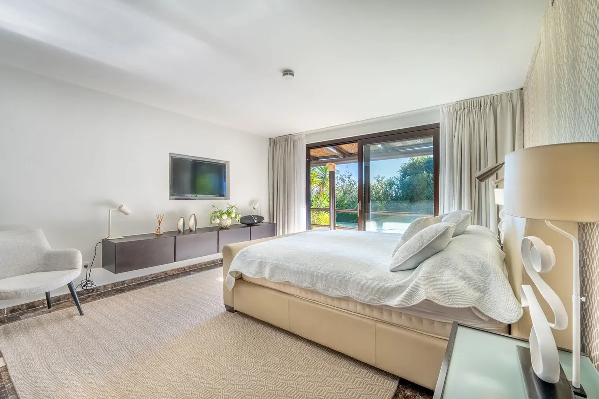 e951e049-ef71-452d-b57e-35306c395367