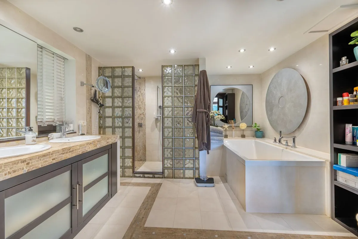 edf54a95-837b-445f-bb91-8849a0e3b4c3