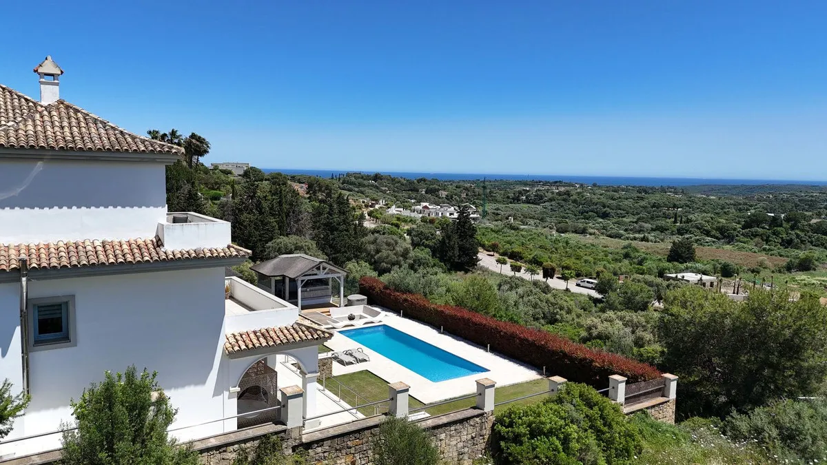 5102eb95-606d-42ec-81f2-7baf036a0d4b