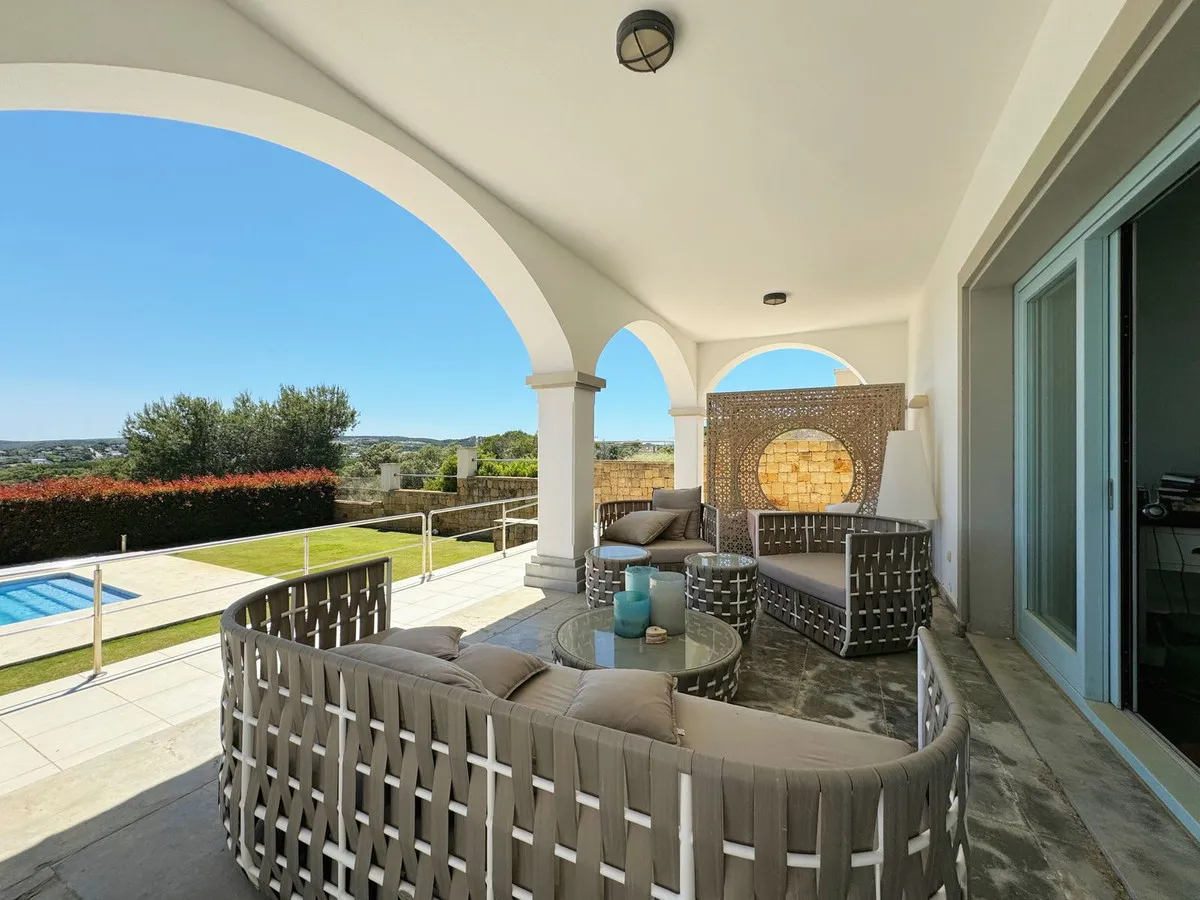 c0c216ad-3213-40f3-8cc5-c4716ff5d02b