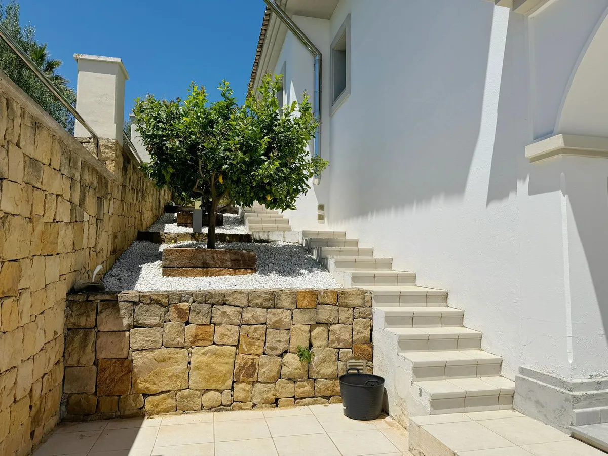 f4e2ce61-ff78-4029-831d-6ab2eb18dbf3