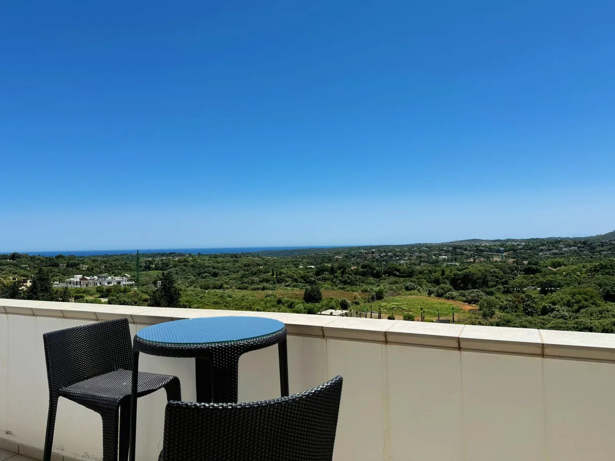 fce69c02-cfb3-4164-861e-a987c99d730d