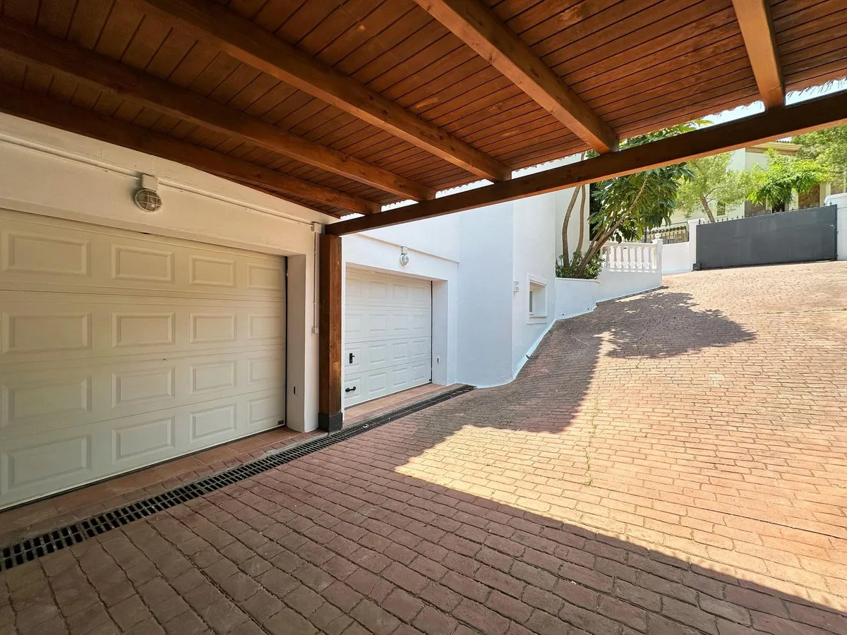 9bb0b37a-e3fe-4ef0-870a-f0f251c9cb02