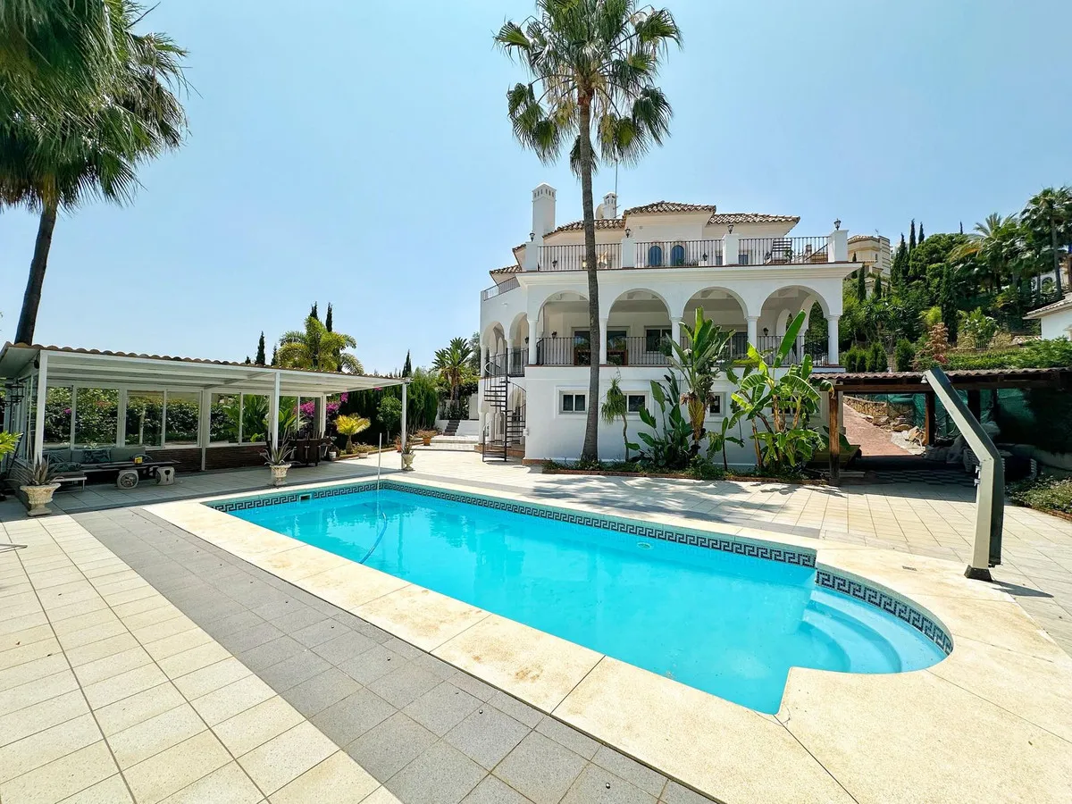 aee2c6f9-316b-4782-9e50-fb5d9cfd5a10