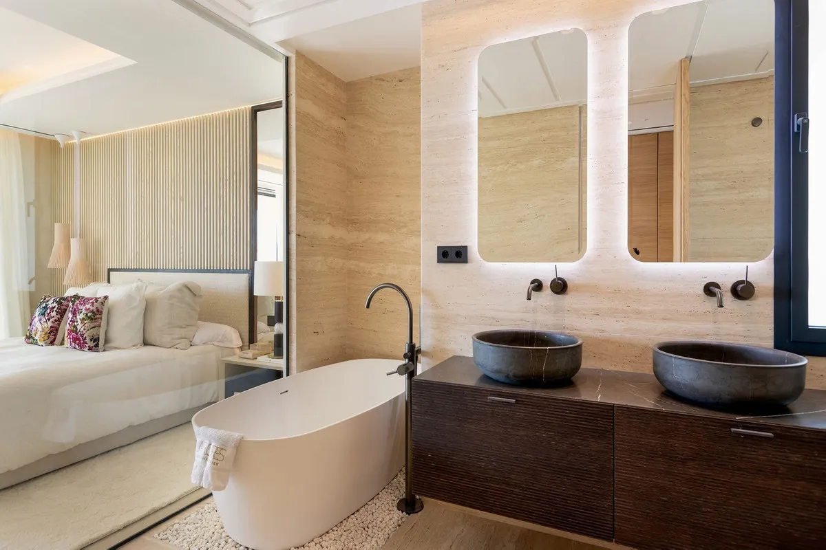 10630b75-44c8-4d65-93c3-6b45cda35ee1