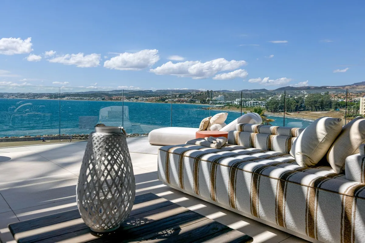 7ba79357-8e1b-49c2-9f30-4b6c5ad42307