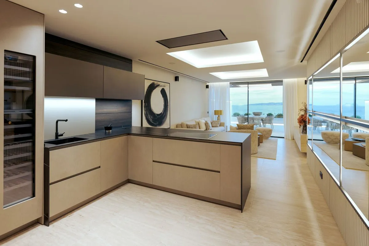 8e7d13ea-6605-46b3-98d3-b96a8b4aabbf