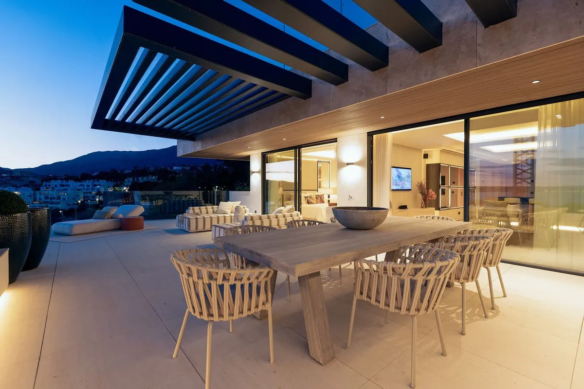 c736afa9-65b6-4ed8-a6bc-9d9aa337b91e