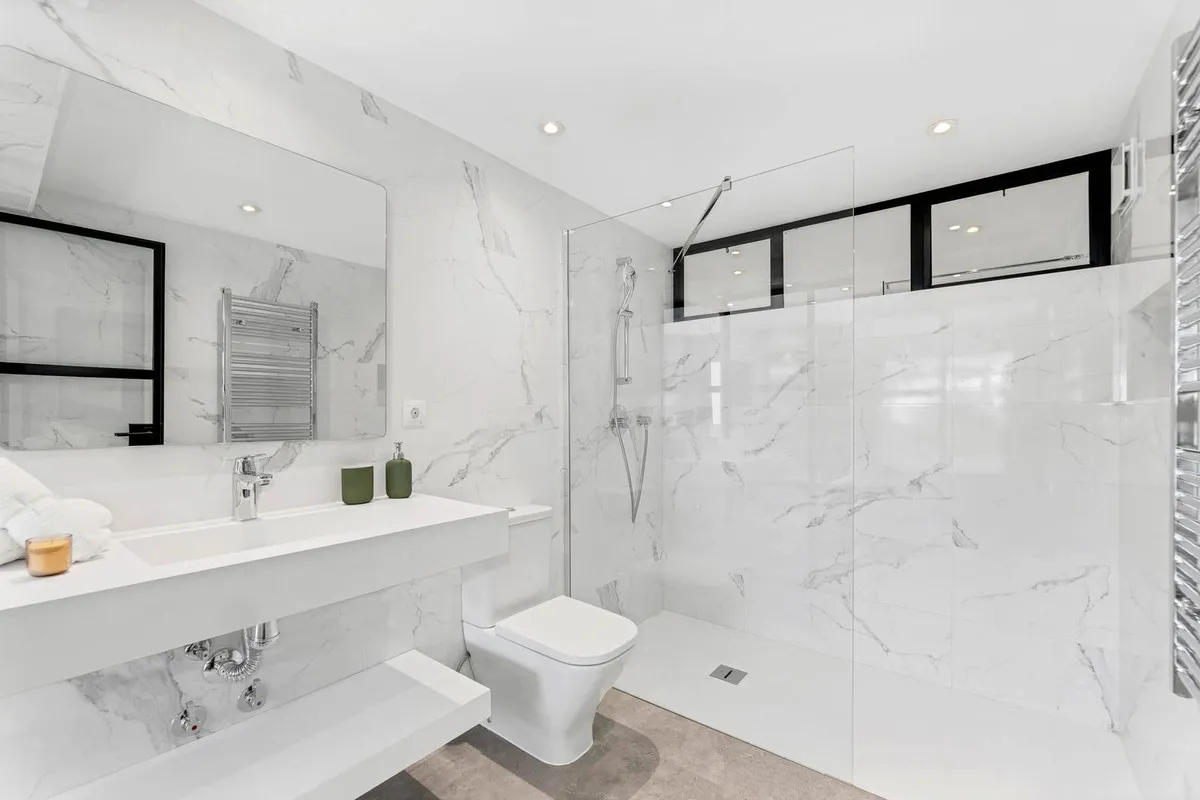 01b6a1fa-09d8-44d6-8f31-3ff26a627ddc