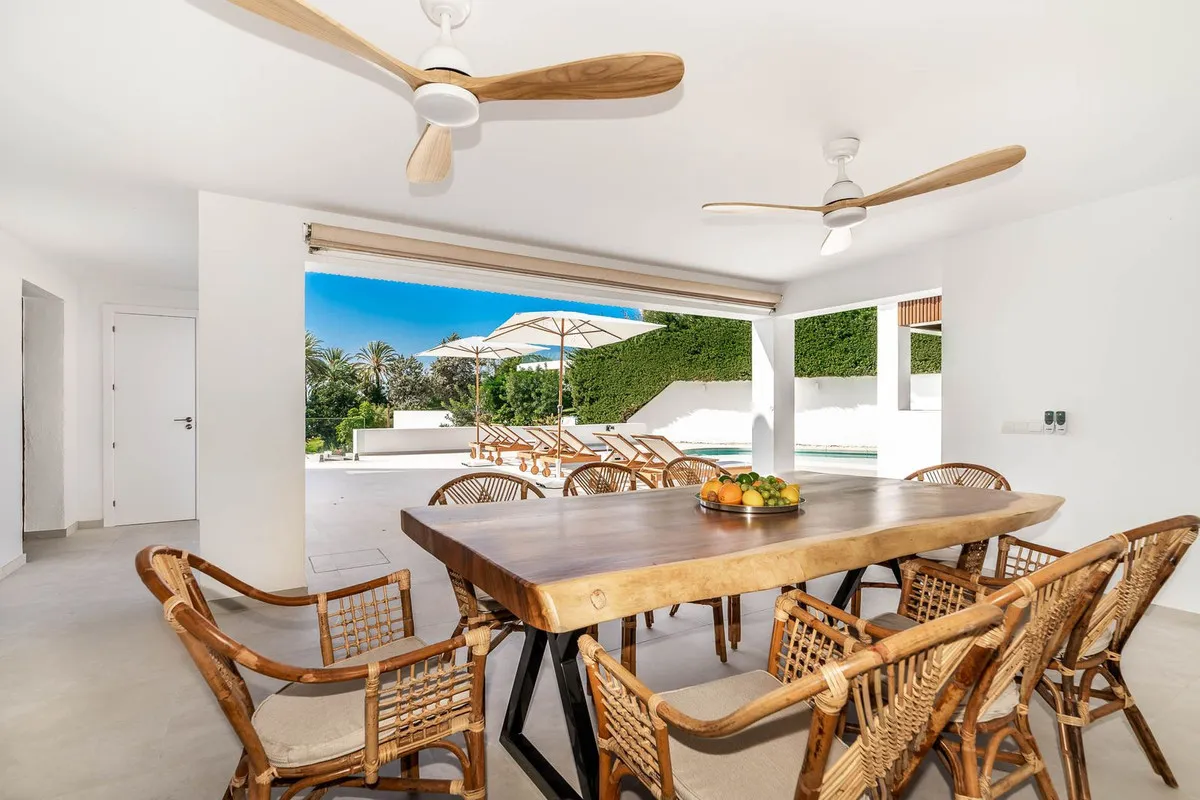 ef046a07-9097-4df1-a382-05f82cb70427