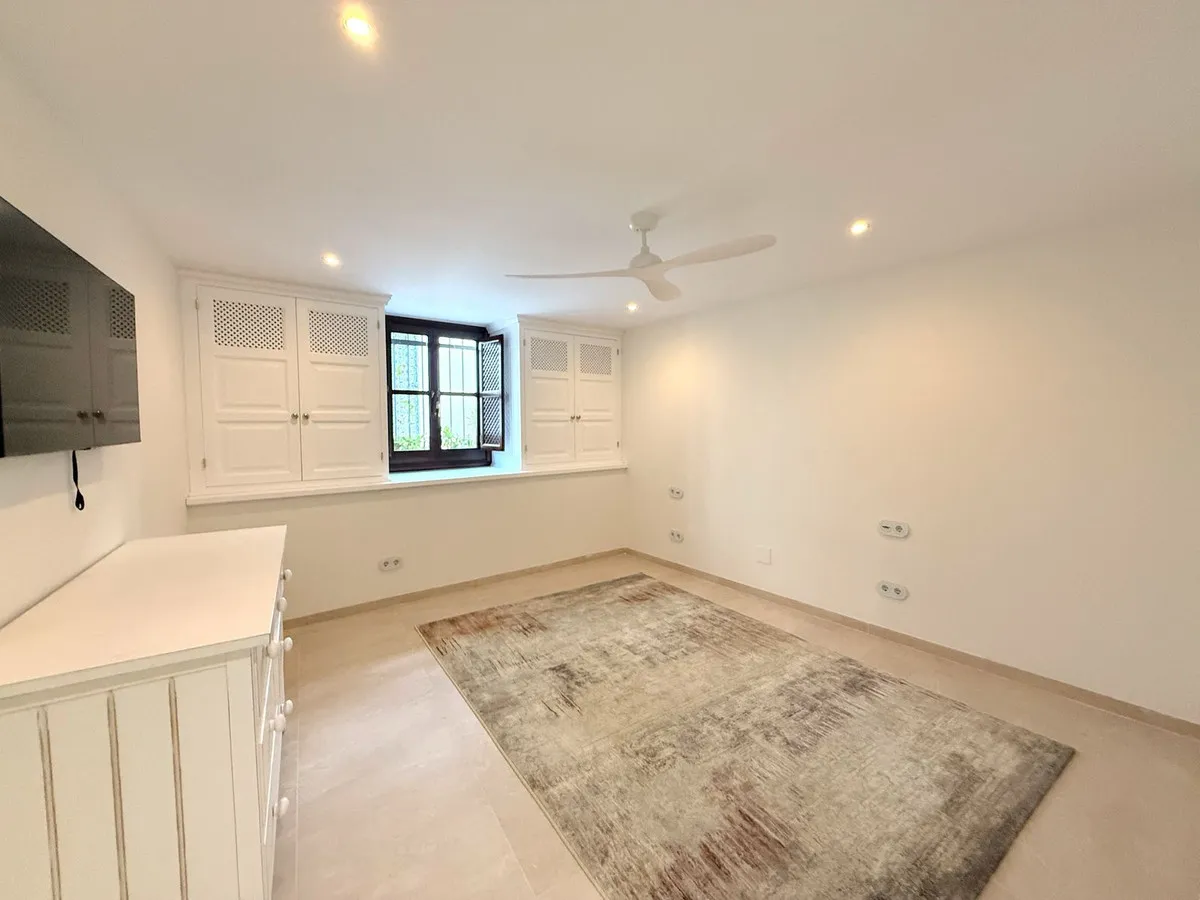 063ddc13-2d2e-4561-806f-0d1529859573