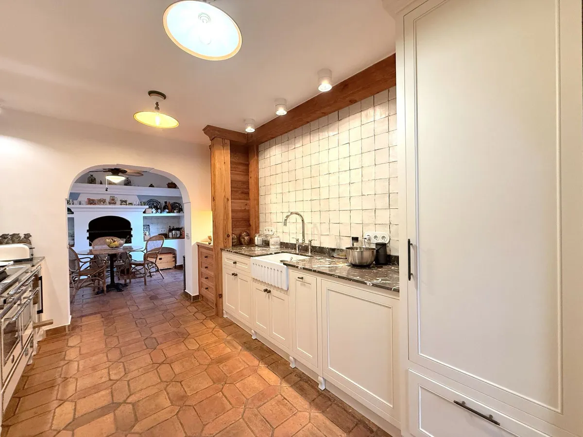 83a9c18f-6bca-42da-a2e0-a20cc24d9cc0