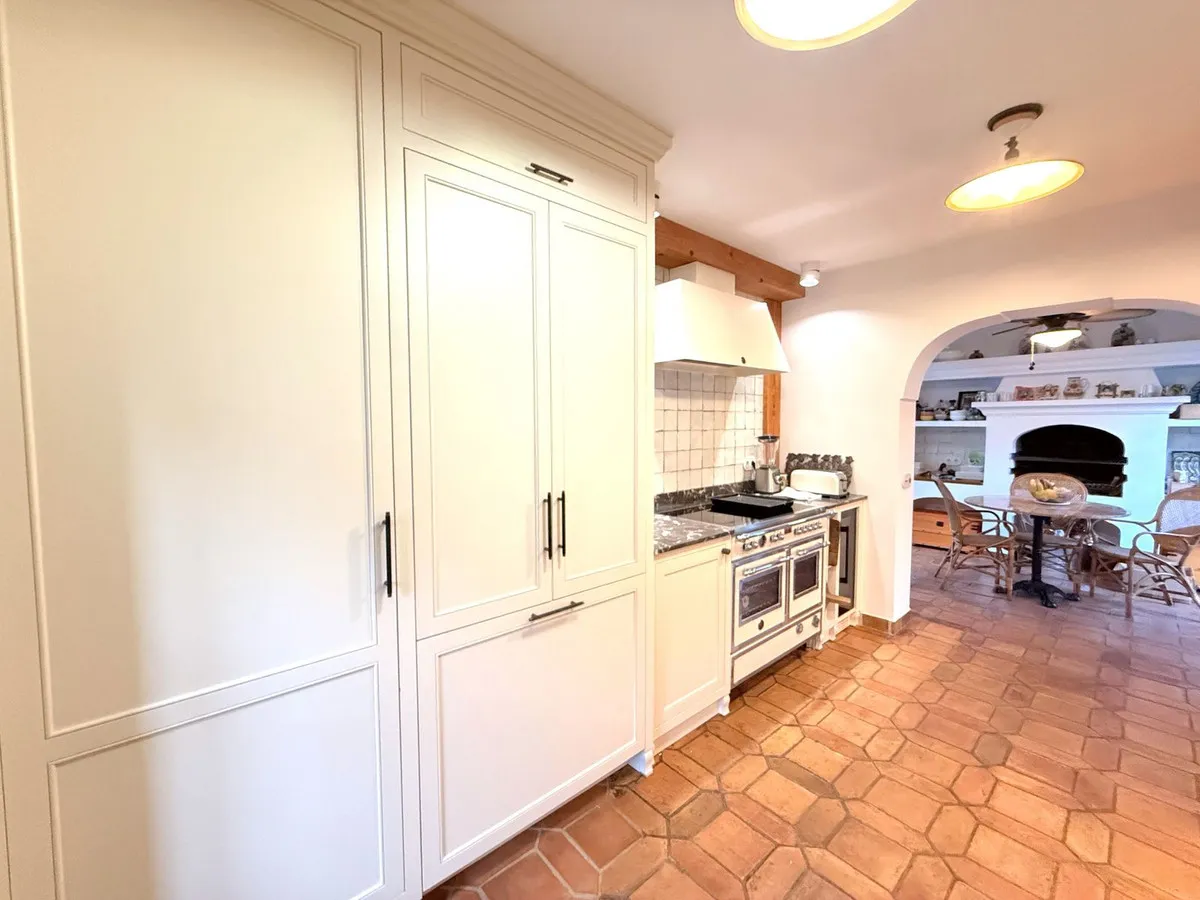 8ed254c5-4cc6-4813-837f-8e4bd580542d