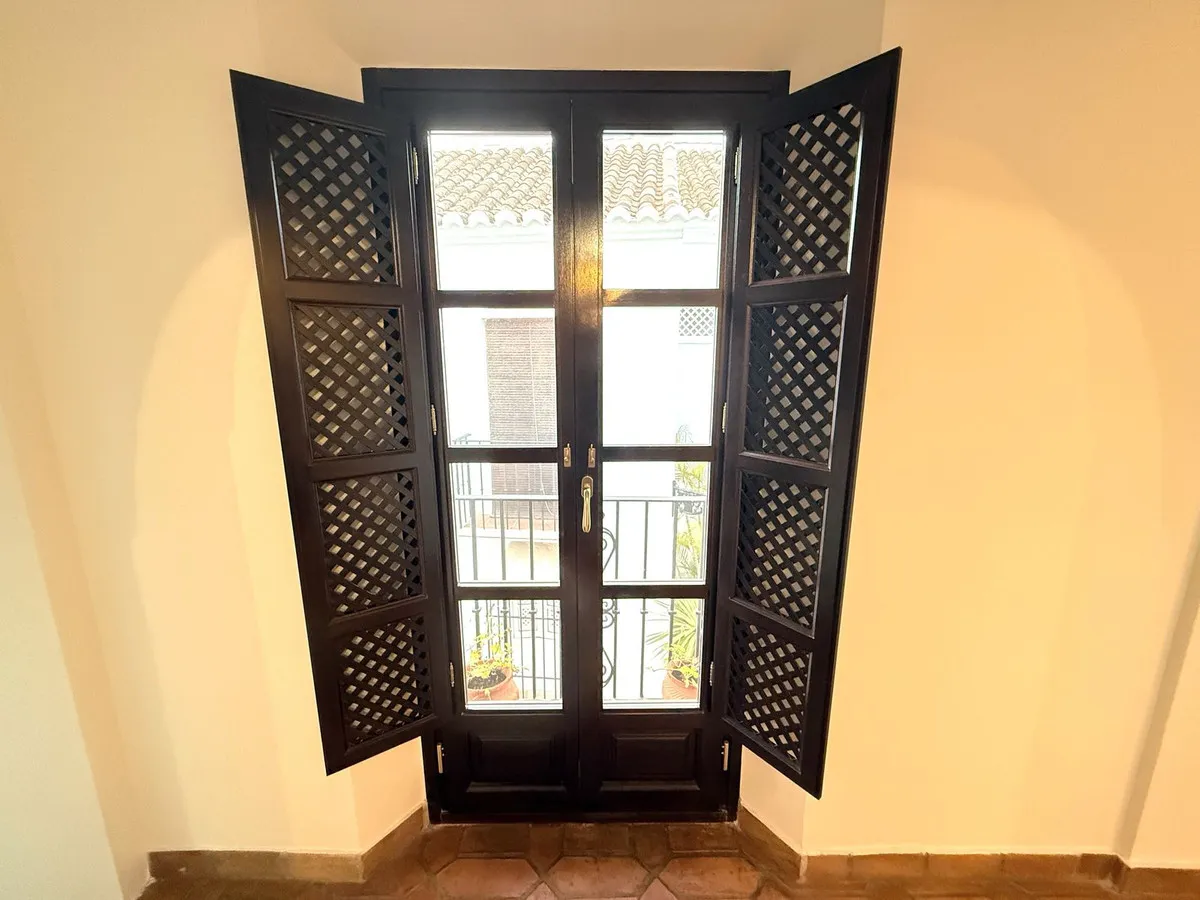 f51a2bb1-a8ac-4f3b-afd6-92297e50be52