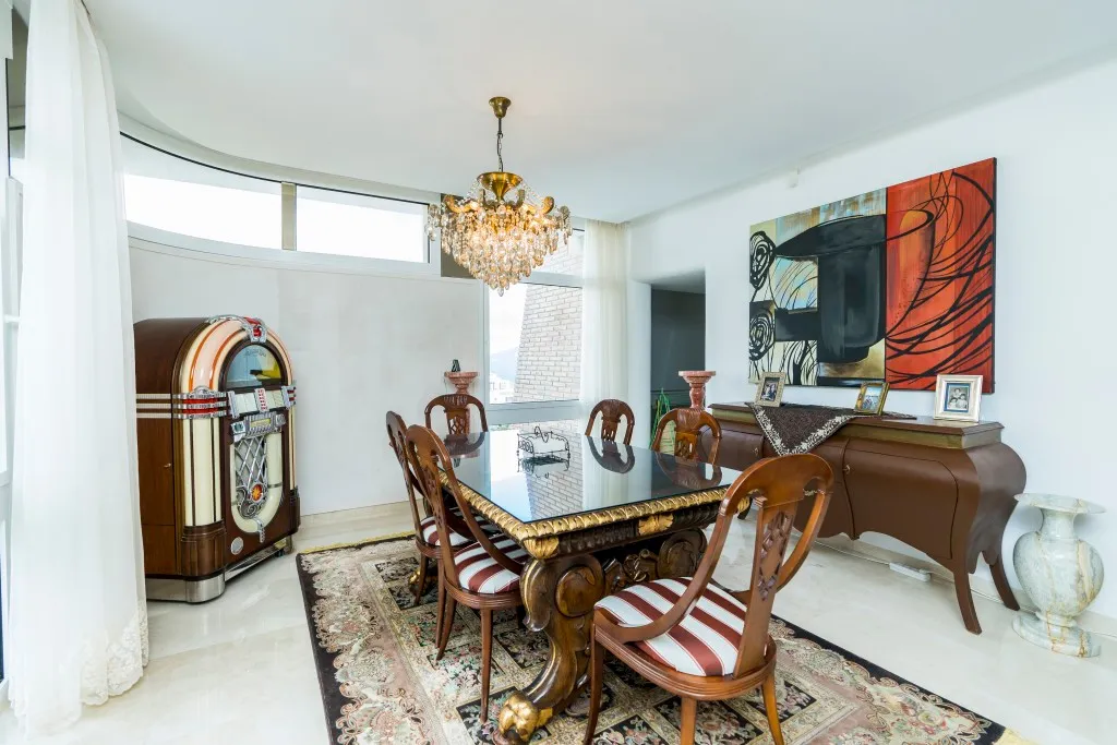 9419e5ee-6cb6-4d7c-8df3-870f3328686b