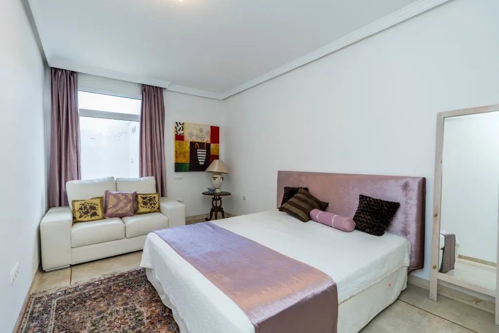 b8d4c30d-8ea6-41c4-b9ce-fc9fe3b1c646