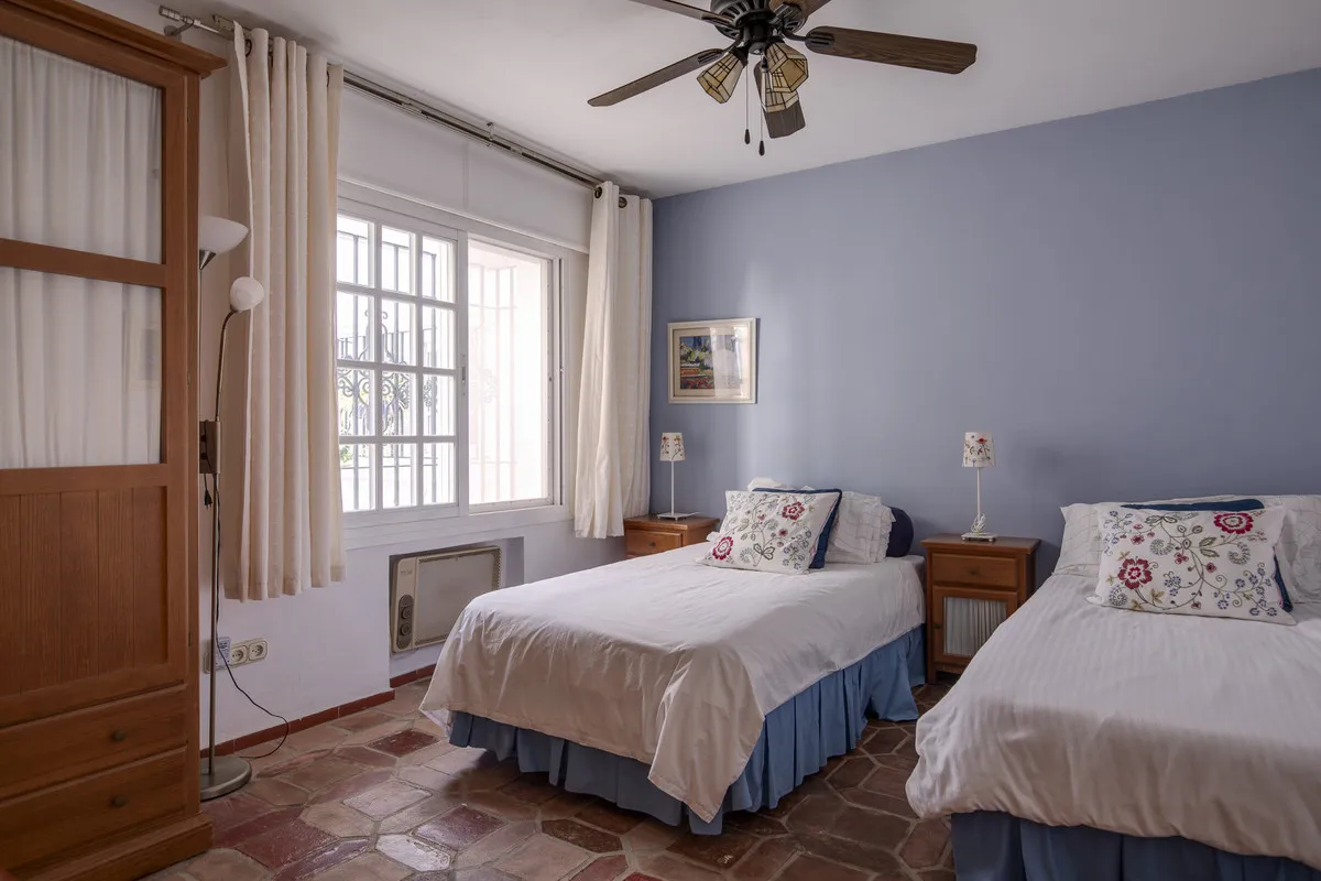 37952ae3-fc79-49bb-a4a7-249548116594