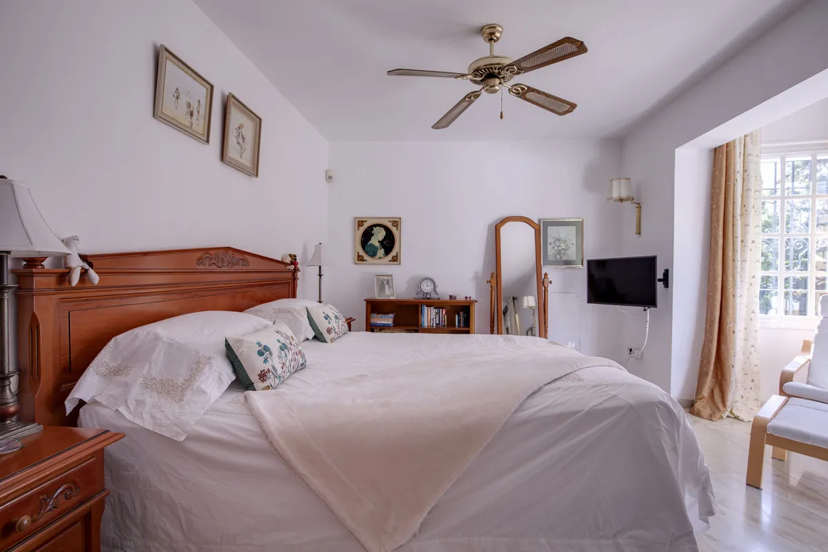 e42b8797-49e9-4235-9509-a31754163ed9