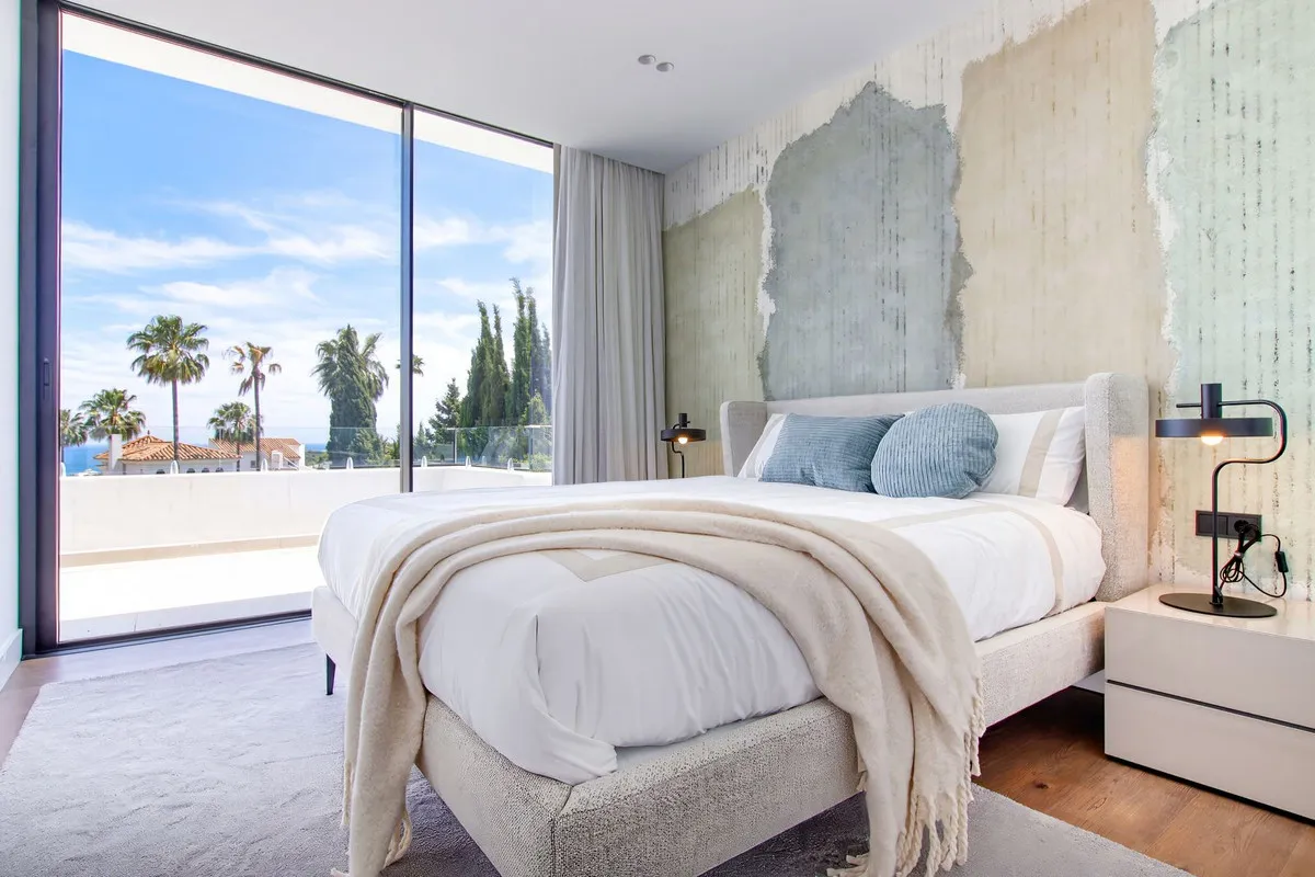 1ed6e53d-836c-487d-8c00-8515357f6ce5