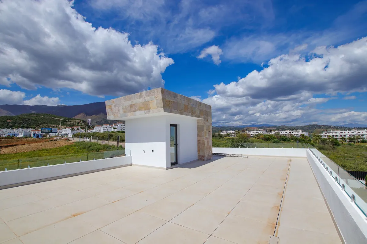 33741ded-62c9-47f4-a4a8-8023aaf53757