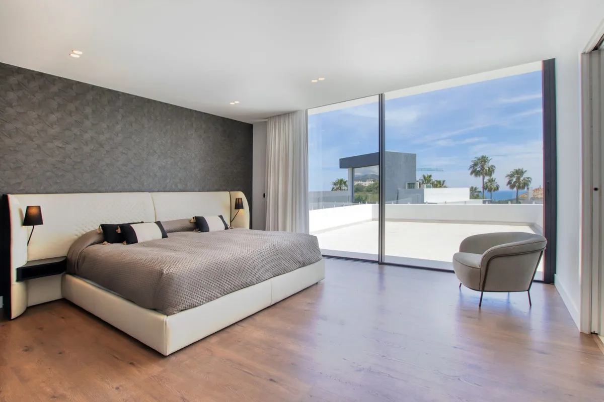 5bc94320-7156-4ba4-8556-13e3f33ea0e0