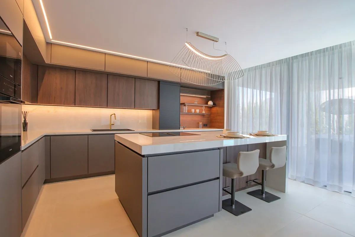 8034a556-74f8-4466-a4ab-717275b05bfe