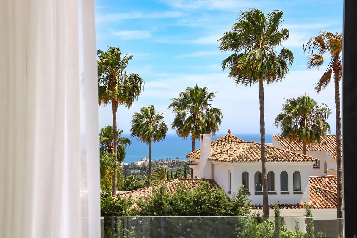 b9fde727-a59a-4357-b203-41a02faea37a